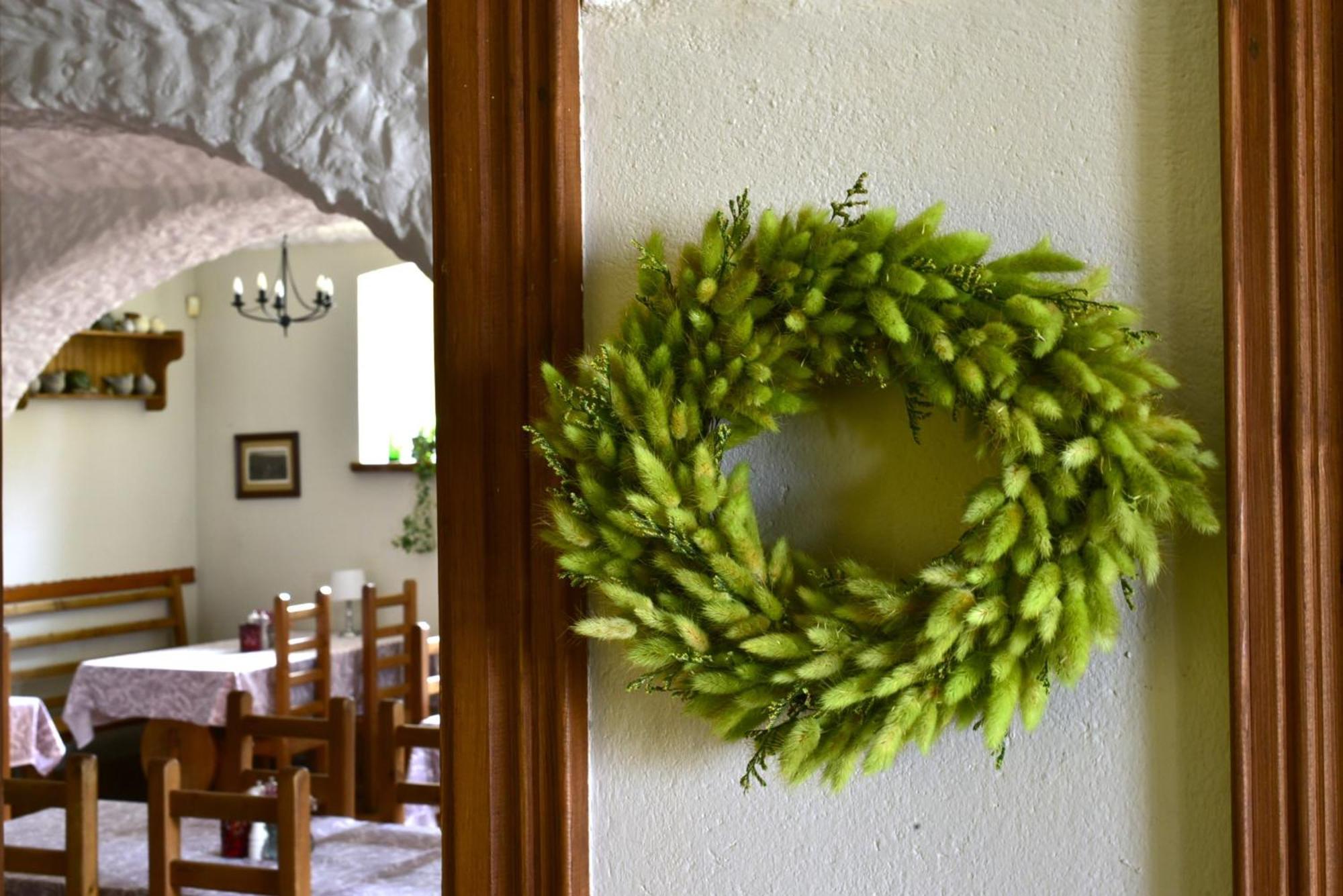 Gosciniec Nowa Wioska Bed & Breakfast วาลบ์จิก ภายนอก รูปภาพ