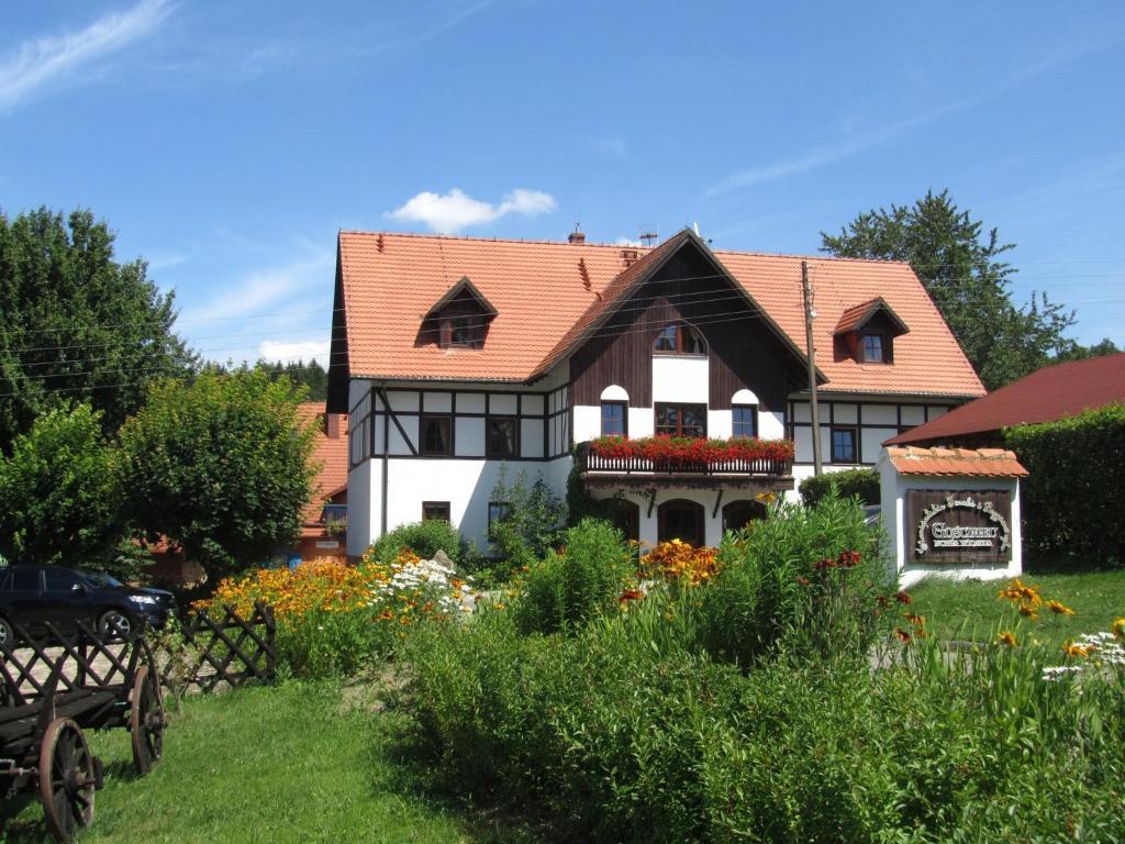 Gosciniec Nowa Wioska Bed & Breakfast วาลบ์จิก ภายนอก รูปภาพ